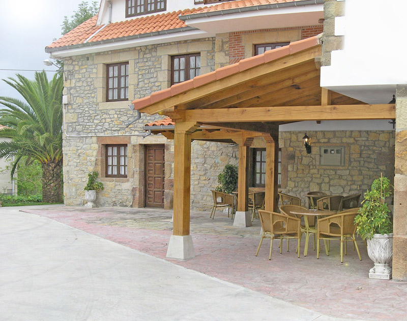 Porche - Entrada | Hotel San Roque Santillana